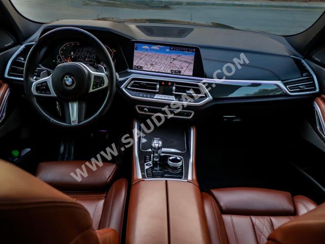 2021 بي ام دبليو الفئة اكس 6 إم كت