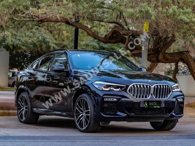 2021 بي ام دبليو الفئة اكس 6 إم كت