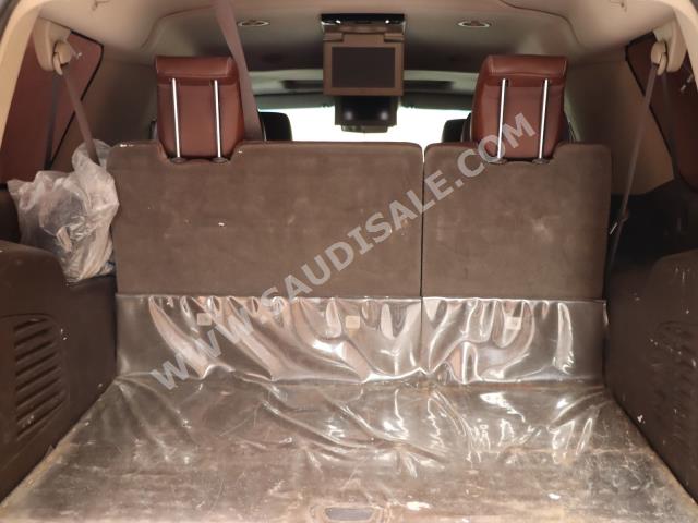 2016 Chevrolet Suburban LTZ