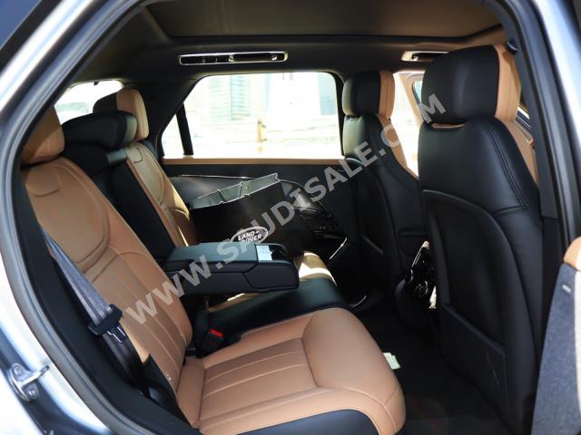 2023 لاند روفر رينج روفر سبورت اتش اس اي