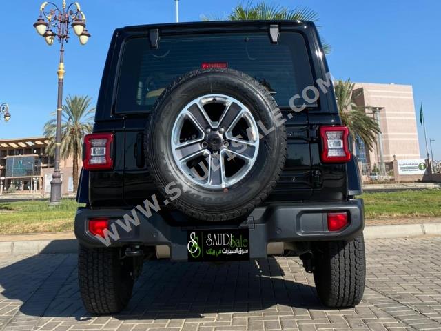 2021 جييب رانجلر صحارى