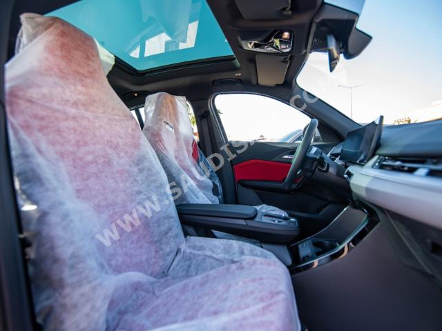 2024 بي ام دبليو الفئة اكس 2