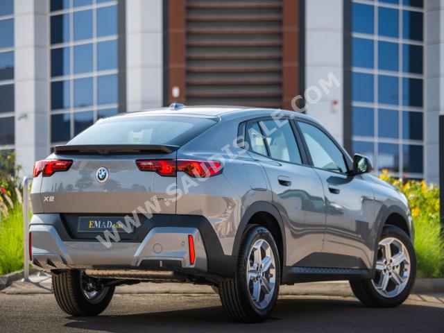 2024 بي ام دبليو الفئة اكس 2