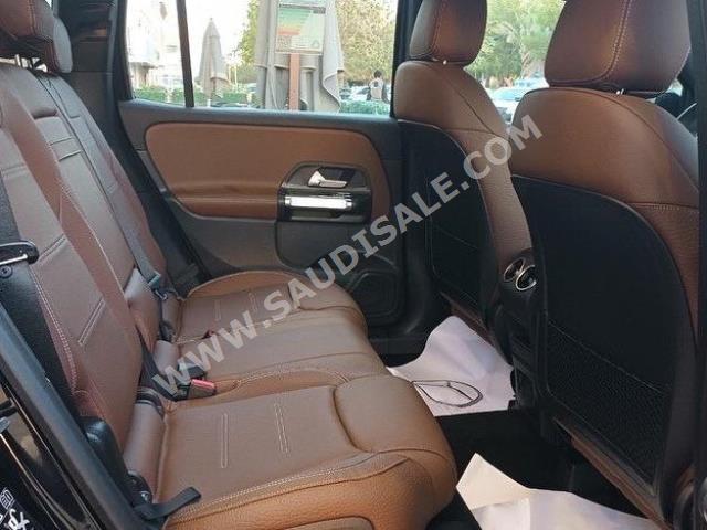 2022 مرسيدس - بنز جي إل بي 200