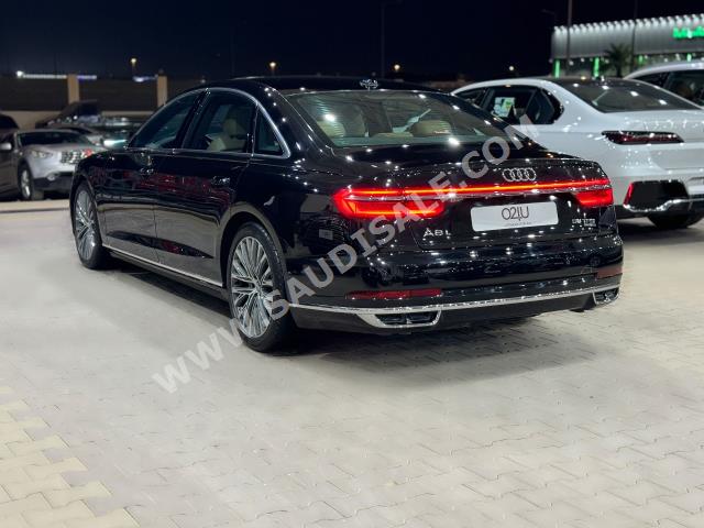 2020 اودي اي 8 ال
