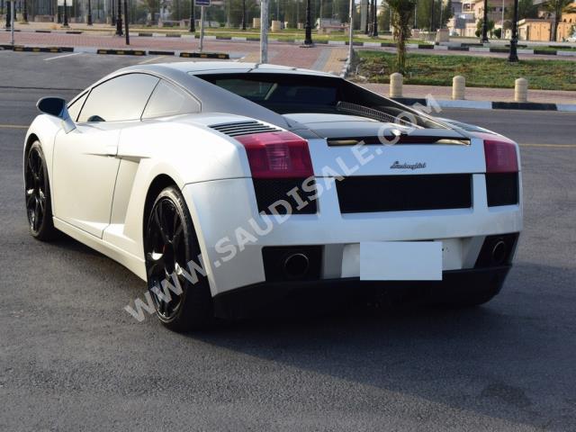 2006 لمبرجيني جلاردو