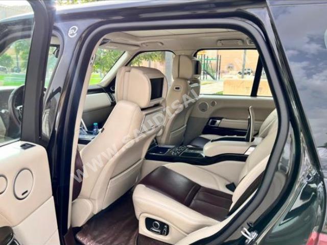 2016 لاند روفر رينج روفر اس في اوتوبيوغرافي