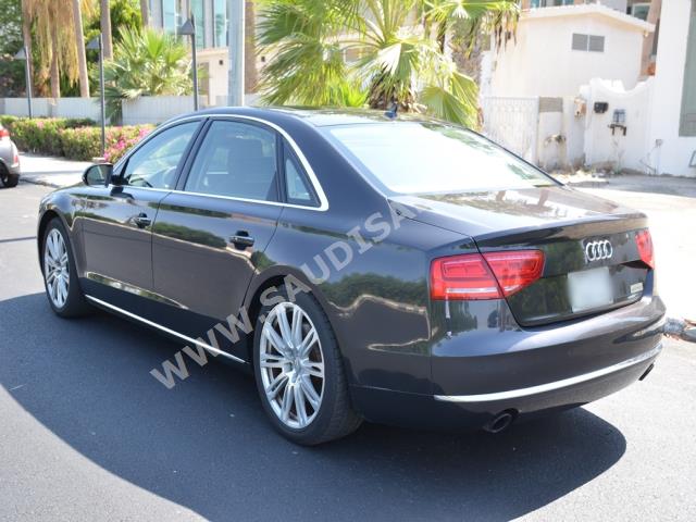 2011 اودي اي 8 ال