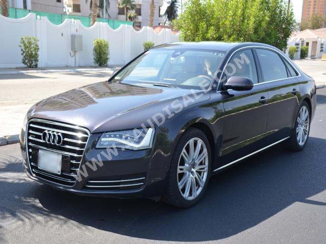 2011 اودي اي 8 ال