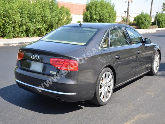 2011 اودي اي 8 ال