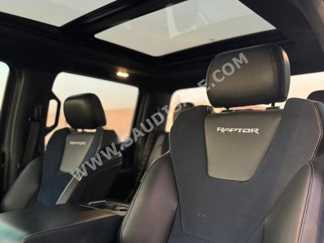 2020 فورد اف 150 رابتور