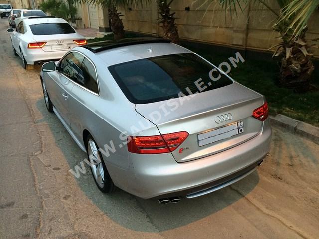 2009 Audi S5