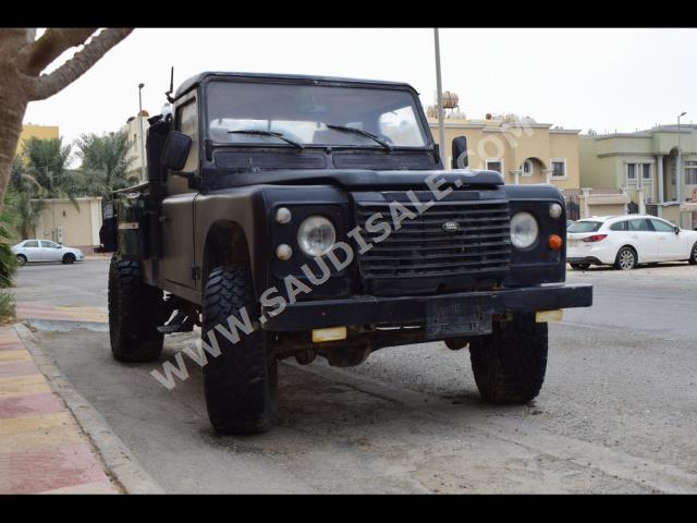 1991 لاند روفر ديفيندر