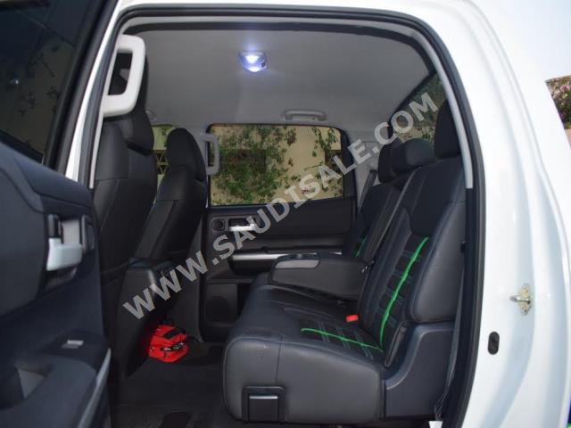 2015 Toyota Tundra Platinum