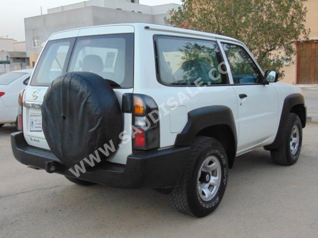 2015 نيسان باترول ربع