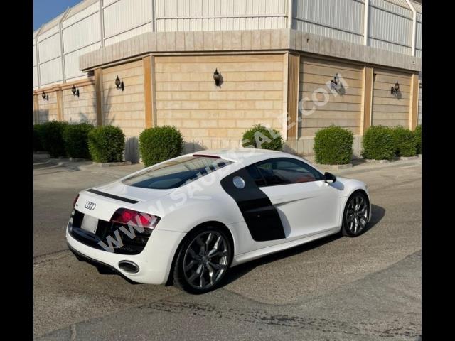 2011 اودي ار 8