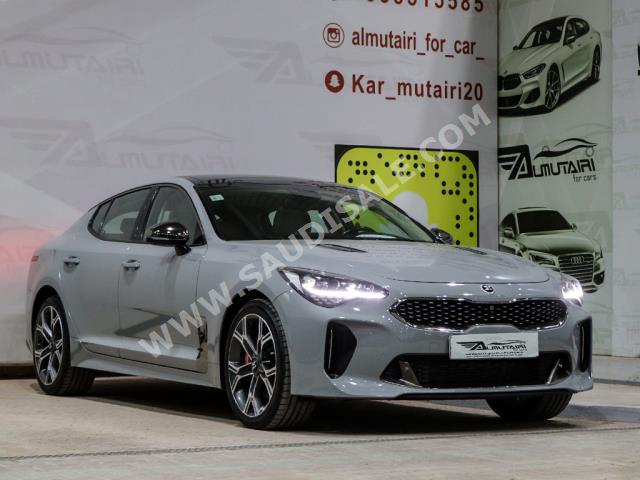 2020 كيا ستينجر جي تي