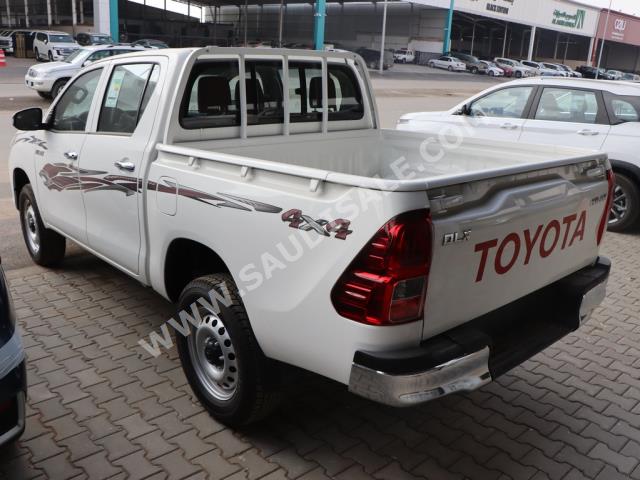 2023 تويوتا هاي لوكس غمارتين