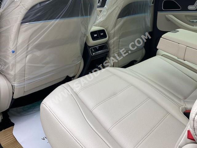 2022 مرسيدس - بنز جي إل إس 450