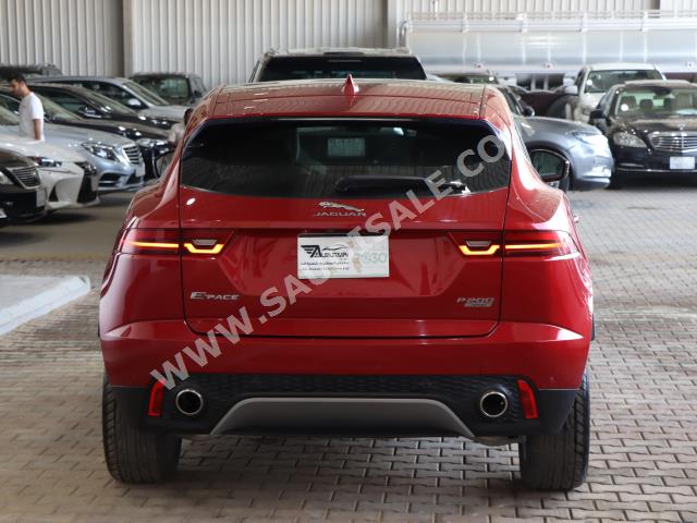 2019 جاكوار اي-بيس