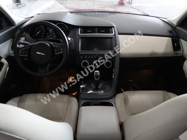 2019 جاكوار اي-بيس