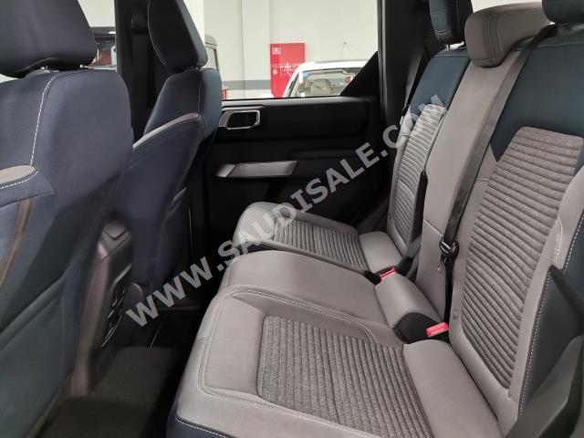 2021 فورد برونكو اوتربانكس