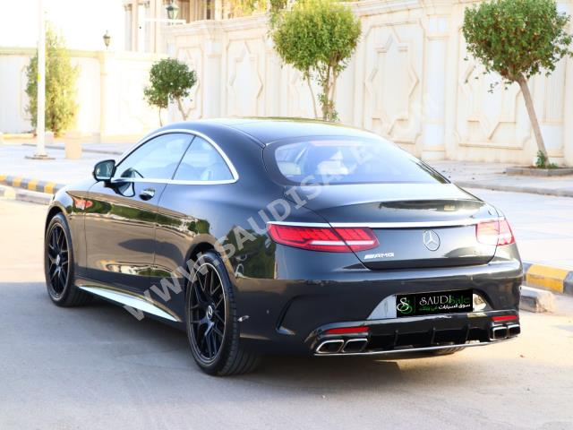 2017 مرسيدس - بنز إس 63 كوبيه