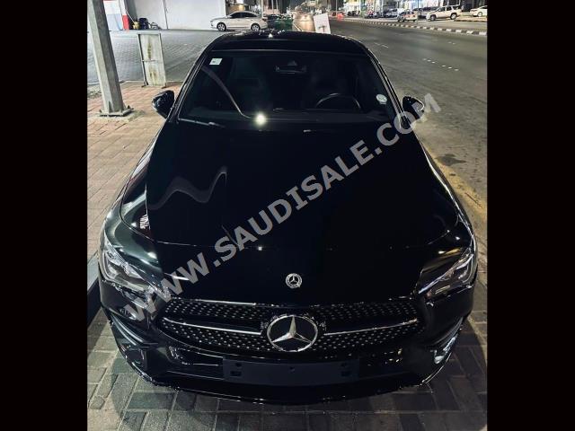 2022 مرسيدس - بنز سي إل أي 200