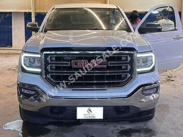 2016 جي ام سي سييرا اس ال اي