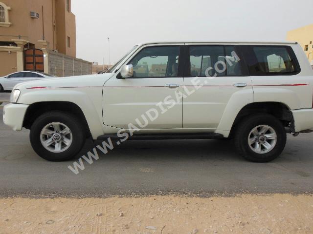 2009 نيسان باترول سفاري