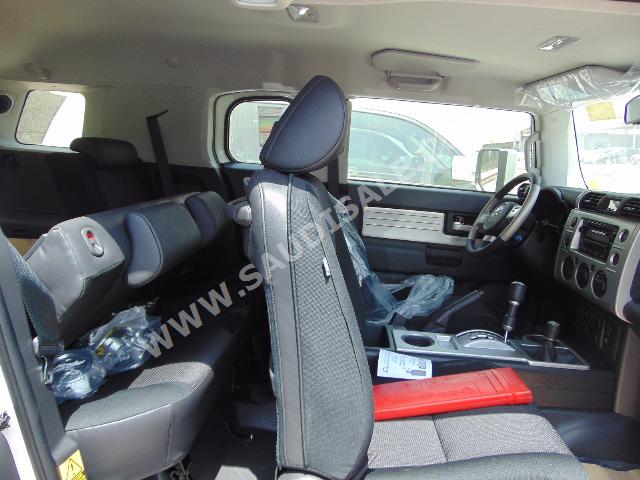 2015 Toyota FJ Cruiser 2