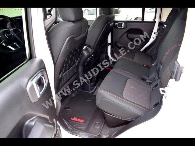 2022 جييب جلادياتور ساند رانر