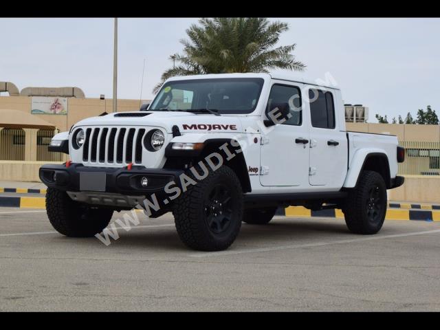 2022 جييب جلادياتور ساند رانر