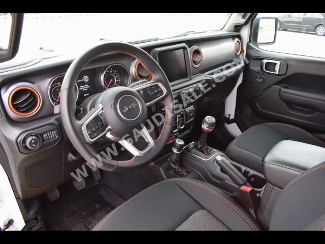 2022 جييب جلادياتور ساند رانر