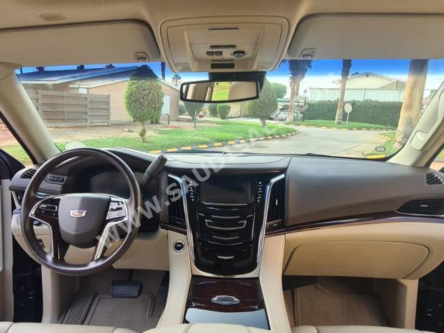 2015 Cadillac Escalade Platinum
