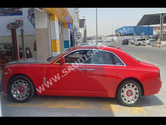 2014 رولز رويس قوست