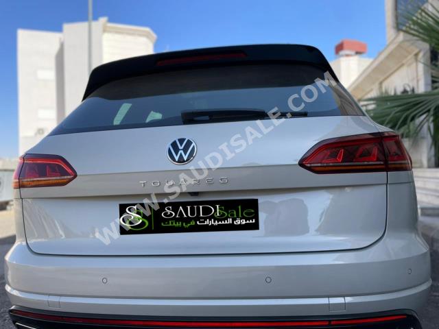 2021 فولكس واجن طوارق أر - لاين