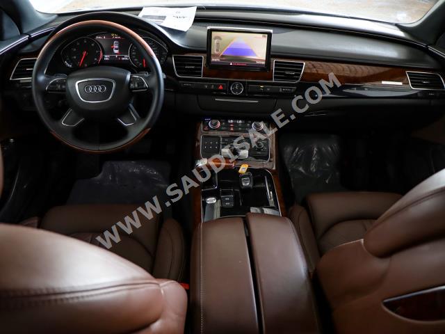 2011 اودي اي 8 ال