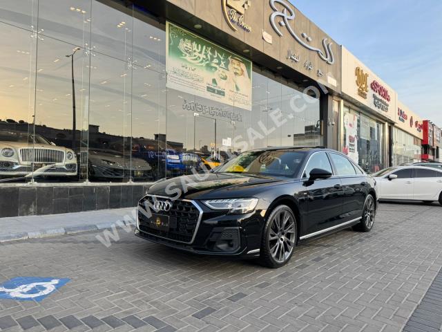 2022 اودي اي 8 ال