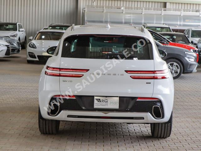 2023 جينيسيس جي في 70