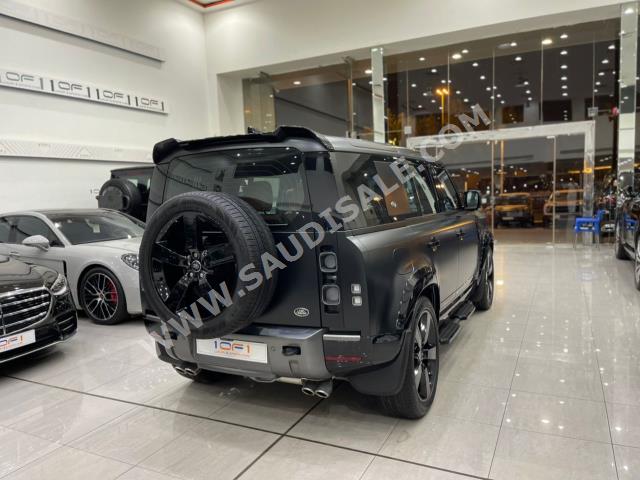 2023 لاند روفر ديفيندر اكس