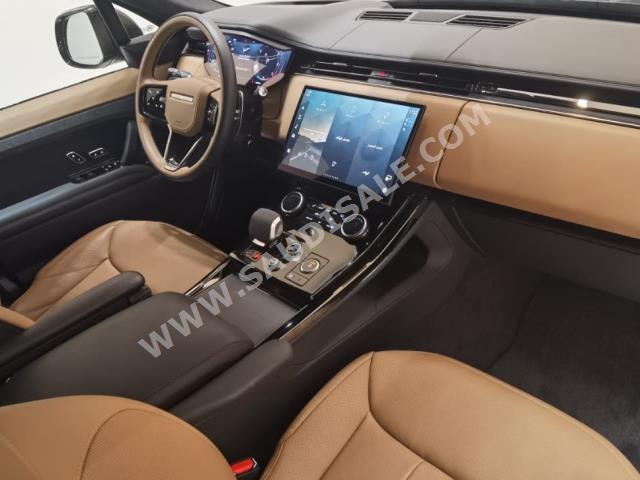 2023 لاند روفر رينج روفر سبورت اوتوبيوجرافي