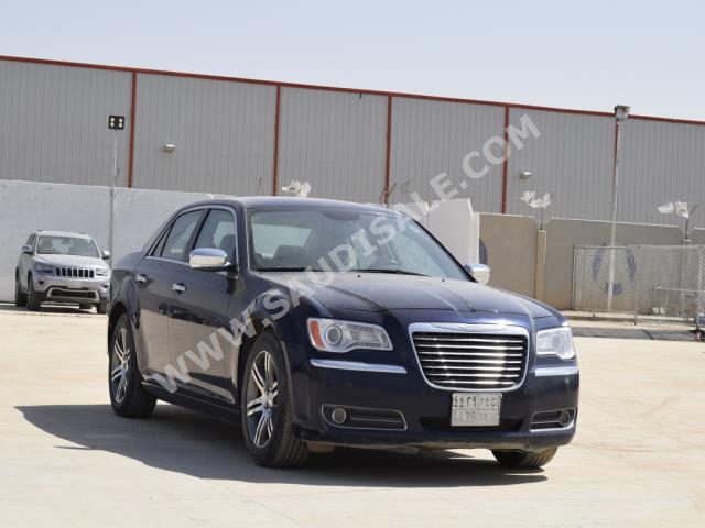 2014 كرايسلر 300