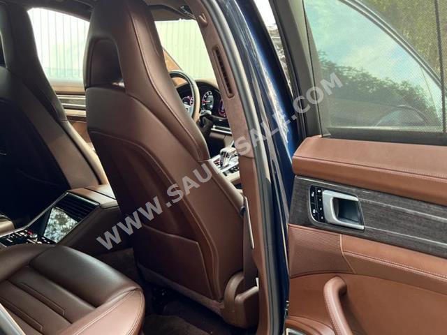 2021 Porsche Panamera Turbo S