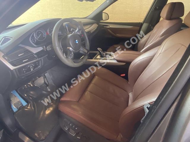 2014 بي ام دبليو الفئة اكس 5 إم