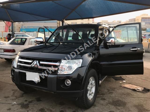 2008 متسوبيشي باجيرو