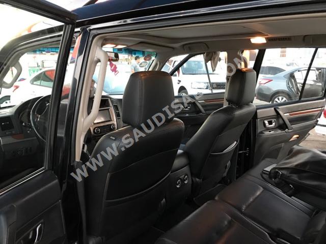 2008 متسوبيشي باجيرو