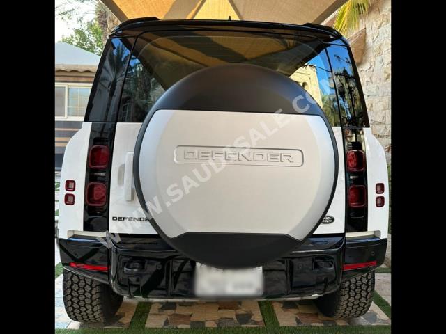 2023 لاند روفر ديفيندر اكس داينمك