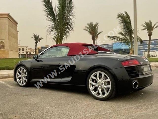 2015 اودي ار 8