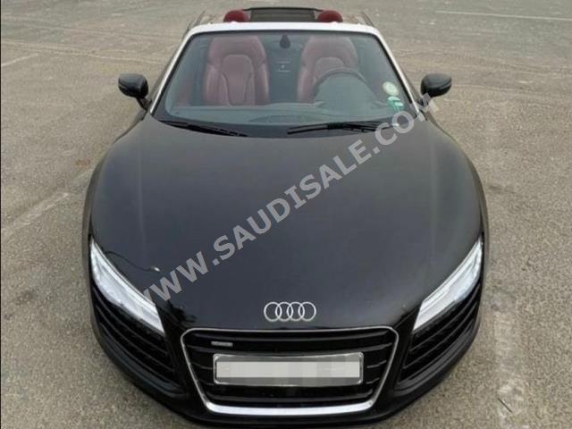 2015 اودي ار 8